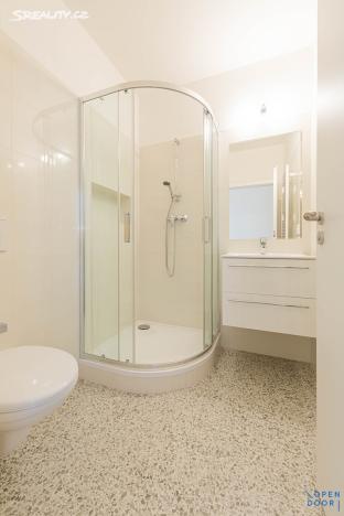 Pronájem bytu 1+1, Praha - Libeň, Kurta Konráda, 28 m2