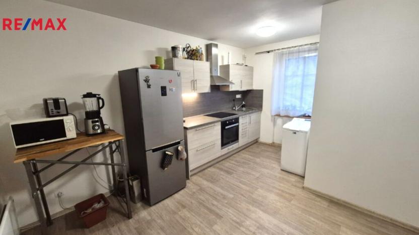 Prodej bytu 2+kk, Loděnice, Pražská, 43 m2