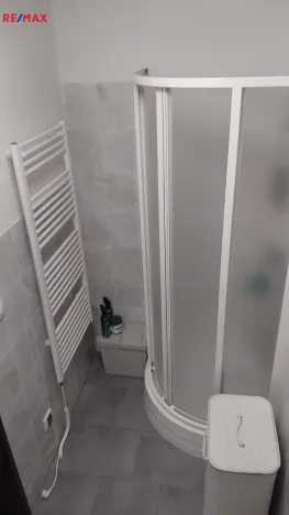 Prodej bytu 2+kk, Loděnice, Pražská, 43 m2