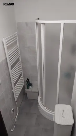 Prodej bytu 2+kk, Loděnice, Pražská, 43 m2