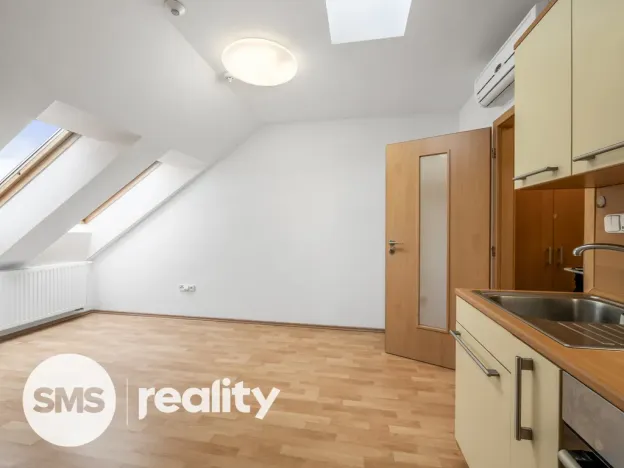 Pronájem bytu 1+kk, Humpolec, Hálkova, 29 m2