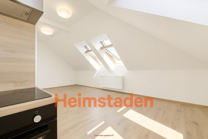 Pronájem bytu 2+kk, Ostrava - Poruba, náměstí Boženy Němcové, 47 m2