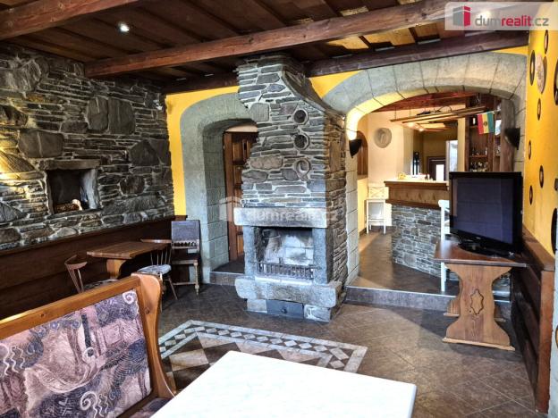 Prodej restaurace, Velešín, náměstí J. V. Kamarýta, 130 m2