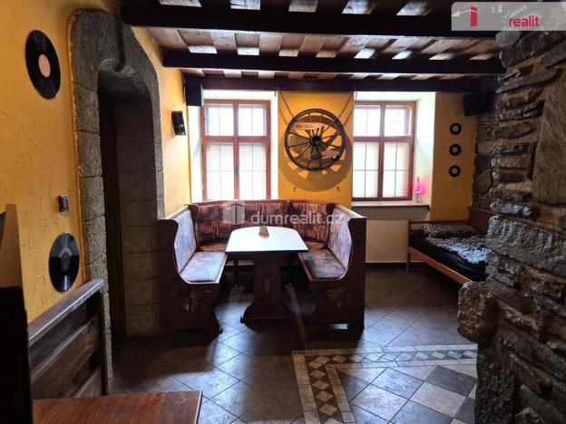 Prodej restaurace, Velešín, náměstí J. V. Kamarýta, 130 m2