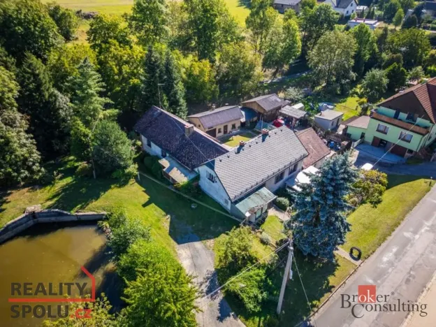 Prodej rodinného domu, Dubenec, 250 m2