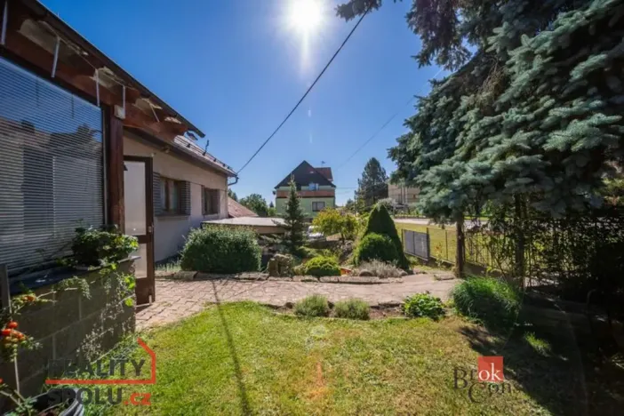 Prodej rodinného domu, Dubenec, 250 m2