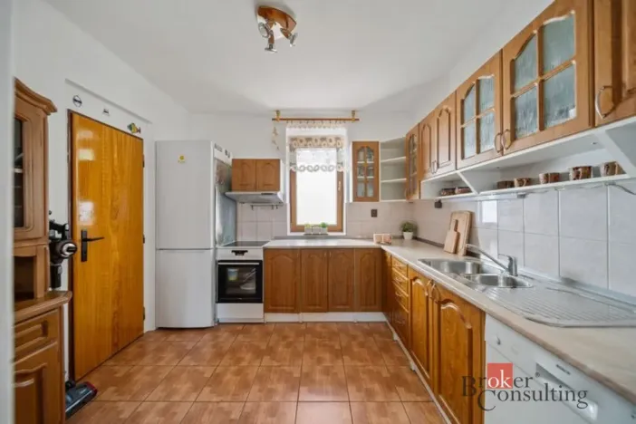 Prodej rodinného domu, Dubenec, 250 m2