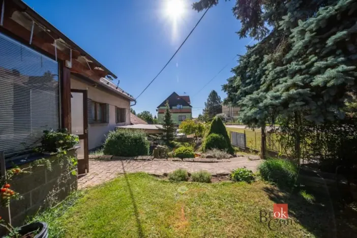 Prodej rodinného domu, Dubenec, 250 m2