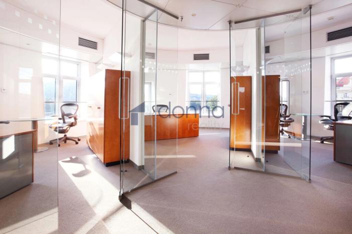 Pronájem kanceláře, Praha, Jiráskovo náměstí, 170 m2