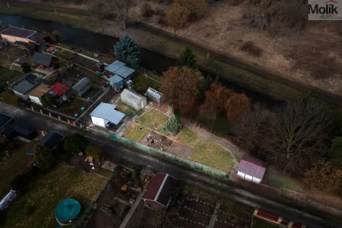 Prodej zahrady, Obrnice - České Zlatníky, 395 m2