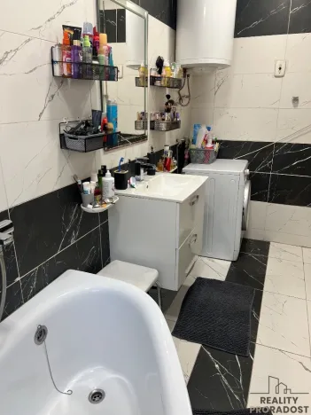 Prodej rodinného domu, Trmice, U Mlýnského potoka, 400 m2