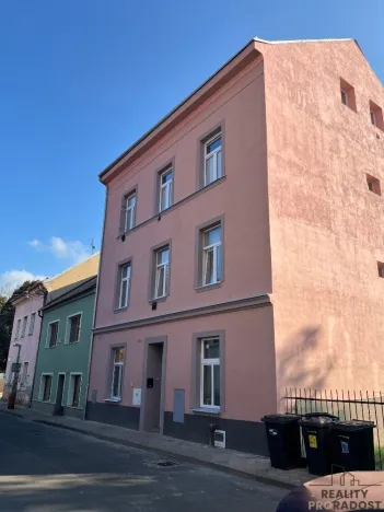 Prodej činžovního domu, Trmice, U Mlýnského potoka, 400 m2