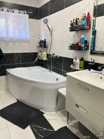 Prodej činžovního domu, Trmice, U Mlýnského potoka, 400 m2