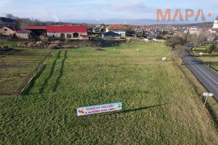 Prodej pozemku pro bydlení, Březno, 1244 m2