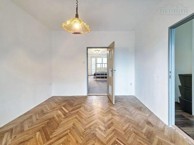 Prodej bytu 2+1, Plzeň, Blatenská, 52 m2