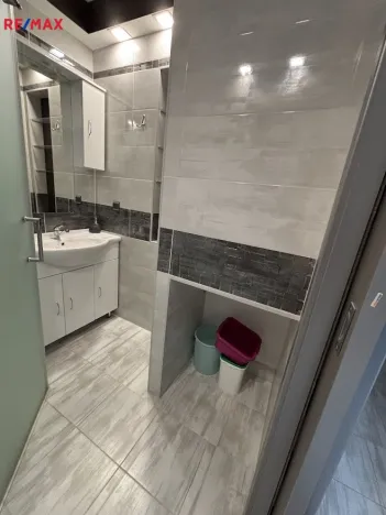 Prodej bytu 3+1, Frýdek-Místek - Frýdek, Novodvorská, 68 m2