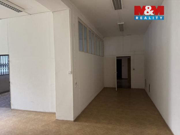 Pronájem obchodního prostoru, Praha - Malešice, Počernická, 1172 m2