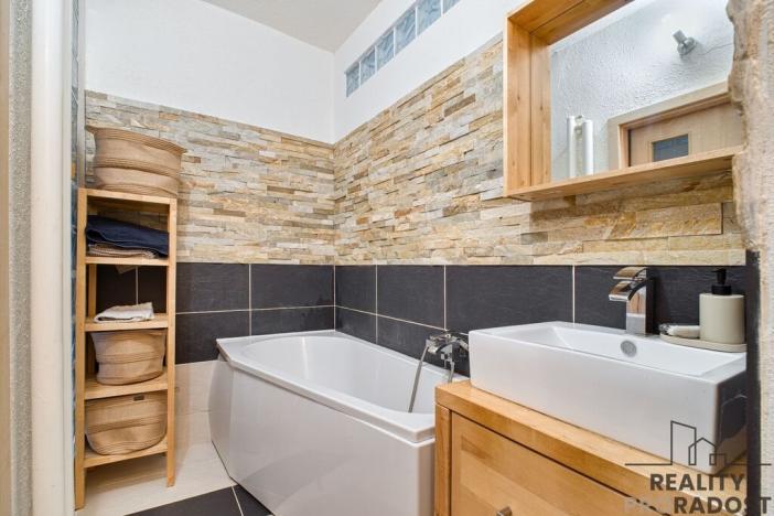 Prodej bytu 2+1, Ostrava - Poruba, Karla Pokorného, 54 m2