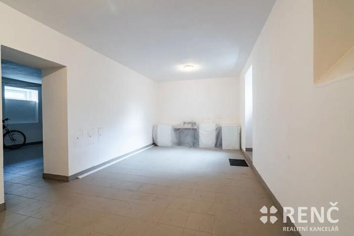 Pronájem bytu 2+1, Brno, Zemědělská, 62 m2