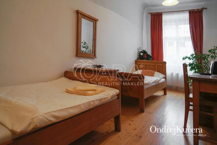 Prodej činžovního domu, Litomyšl - Litomyšl-Město, Smetanovo náměstí, 825 m2