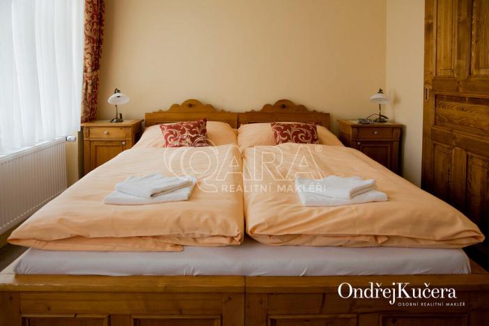 Prodej činžovního domu, Litomyšl - Litomyšl-Město, Smetanovo náměstí, 825 m2