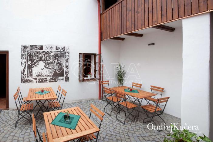 Prodej činžovního domu, Litomyšl - Litomyšl-Město, Smetanovo náměstí, 825 m2