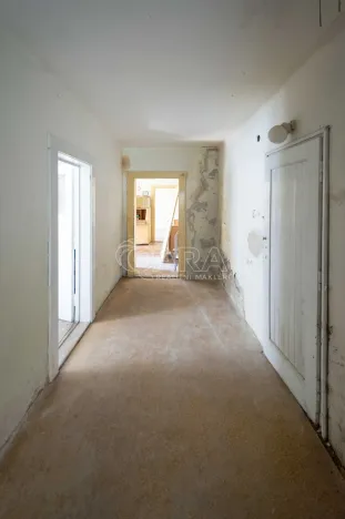 Prodej rodinného domu, Zápy, 200 m2