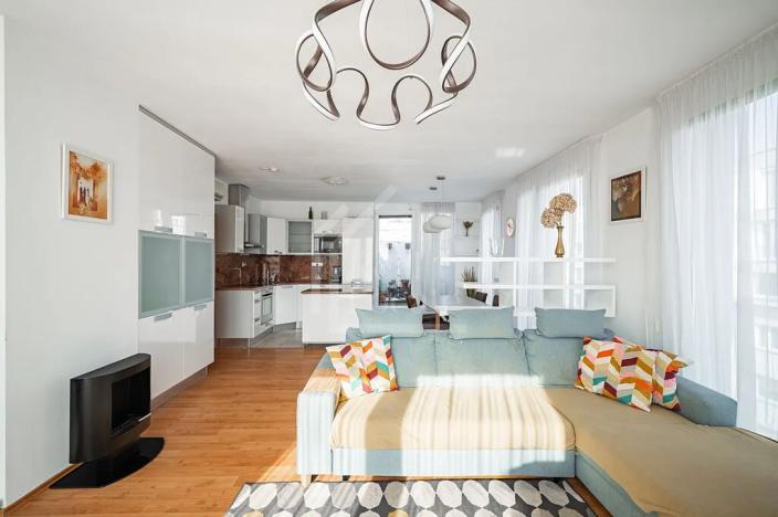 Pronájem bytu 4+kk, Praha - Prosek, Trmická, 103 m2