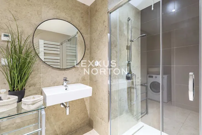 Prodej bytu 2+kk, Praha - Smíchov, Kobrova, 79 m2