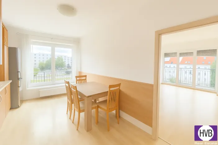 Prodej bytu 3+kk, Praha, Na Harfě, 95 m2