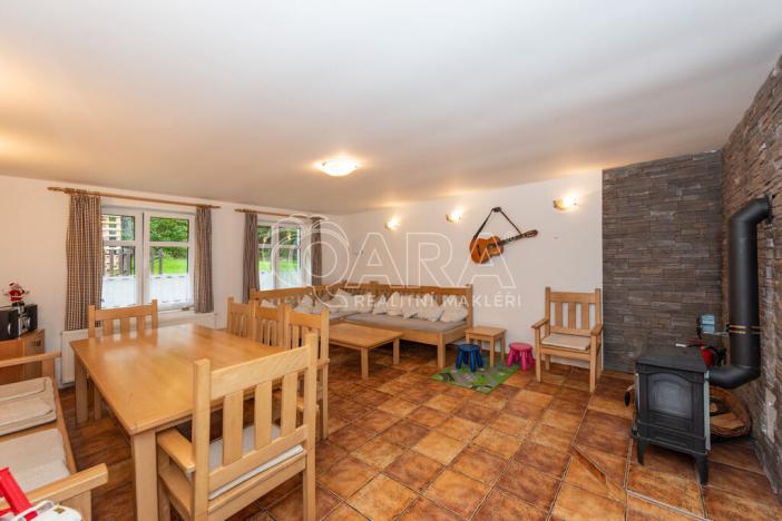Prodej chalupy, Radvanice, 216 m2