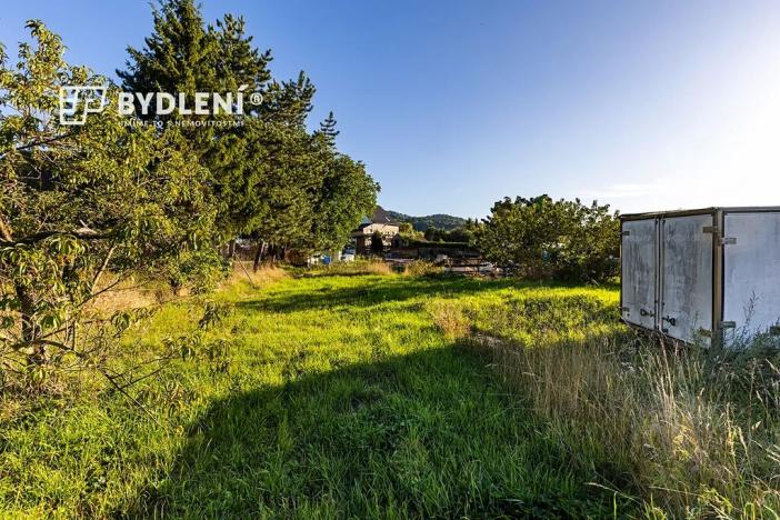 Prodej pozemku pro bydlení, Žalany, 2204 m2