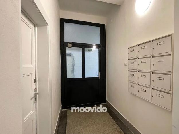 Prodej bytu 2+1, Praha - Libeň, náměstí Dr. Václava Holého, 80 m2