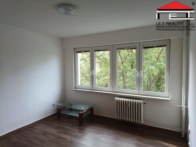 Pronájem bytu 1+1, Frýdek-Místek, Jaroslava Lohrera, 29 m2