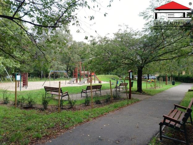 Pronájem bytu 1+1, Frýdek-Místek, Jaroslava Lohrera, 29 m2