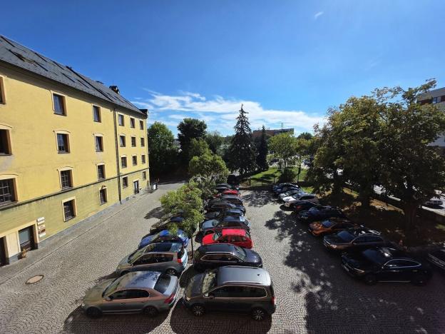 Pronájem kanceláře, Plzeň, Radčická, 275 m2