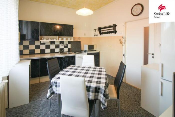 Prodej bytu 2+1, Praha - Kobylisy, Kobyliské náměstí, 65 m2