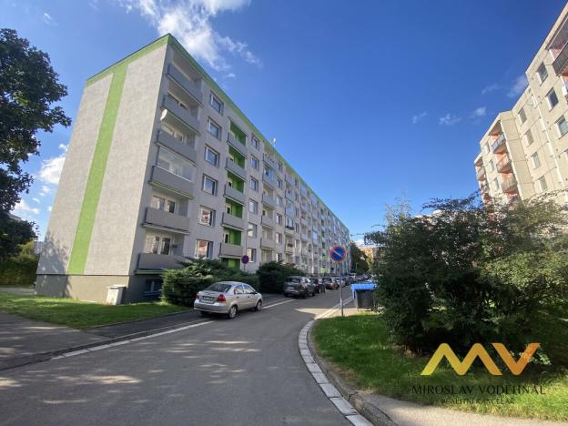 Pronájem bytu 1+kk, Hradec Králové - Nový Hradec Králové, Brožíkova, 22 m2