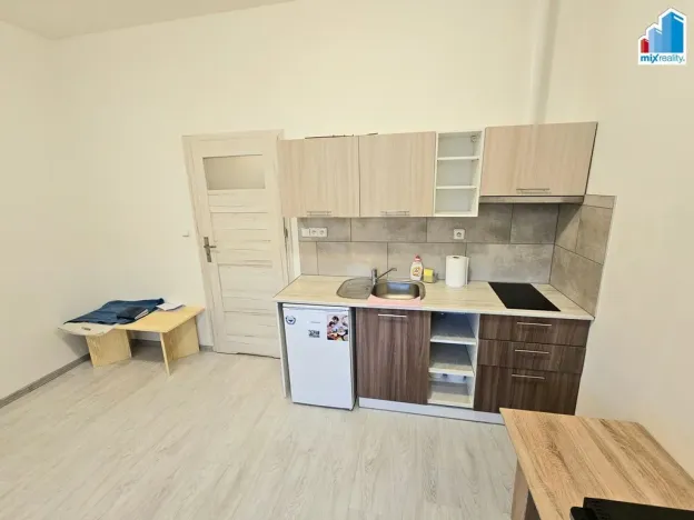 Pronájem bytu 2+kk, Janovice nad Úhlavou, Rozvojová zóna, 41 m2