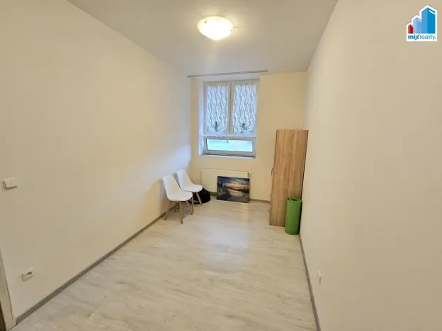 Pronájem bytu 2+kk, Janovice nad Úhlavou, Rozvojová zóna, 41 m2