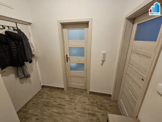 Pronájem bytu 2+kk, Janovice nad Úhlavou, Rozvojová zóna, 41 m2