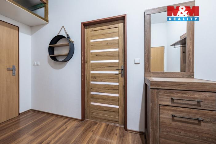 Prodej bytu 2+kk, Milovice - Mladá, Topolová, 46 m2