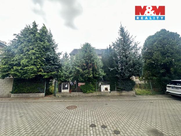 Prodej rodinného domu, Praha - Suchdol, K osmidomkům, 180 m2