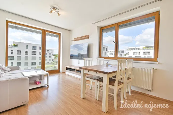 Pronájem bytu 2+kk, Brno, Moskalykova, 54 m2