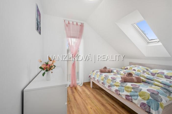 Prodej bytu 3+kk, Černá v Pošumaví, 48 m2