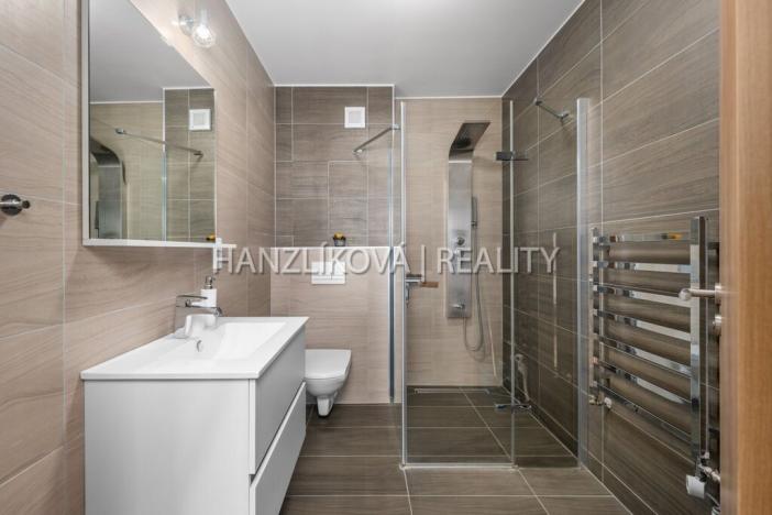 Prodej bytu 3+kk, Černá v Pošumaví, 48 m2