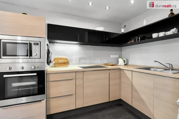 Prodej bytu 3+kk, Jáchymov, Husova, 66 m2