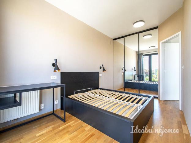 Pronájem bytu 2+kk, Praha - Karlín, Breitfeldova, 55 m2