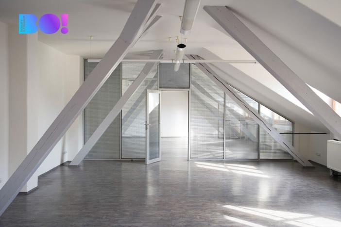 Pronájem kanceláře, Praha, Zubatého, 120 m2
