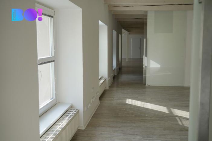 Pronájem kanceláře, Praha, Zubatého, 260 m2